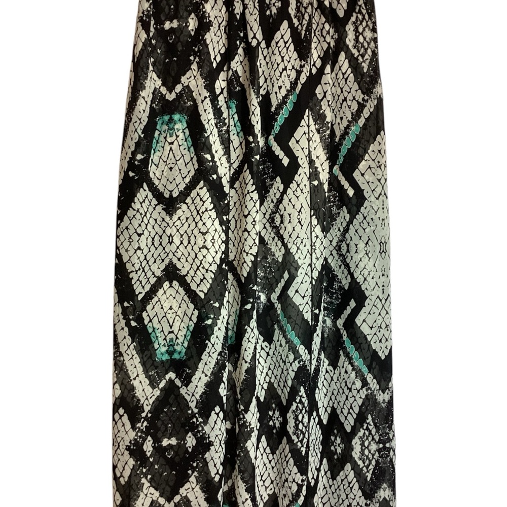 Pure energy chic Black and Gray Snake Print Skirt size x